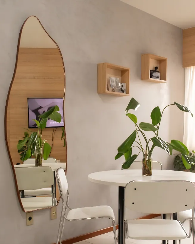 Espelhos em Tambaú - composição com iluminação do ambiente
